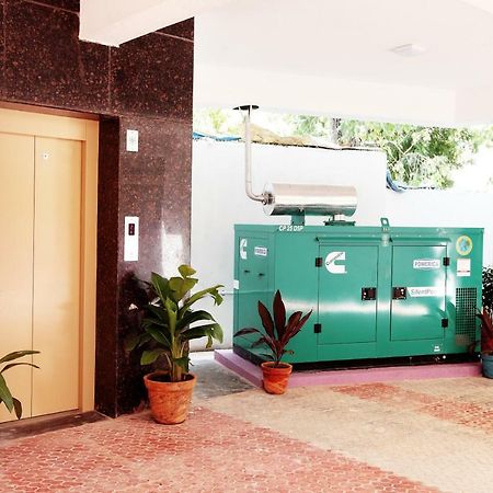 Jasmine Park Aparthotel Madras Buitenkant foto